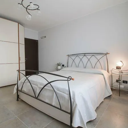 Serra By Interhome *